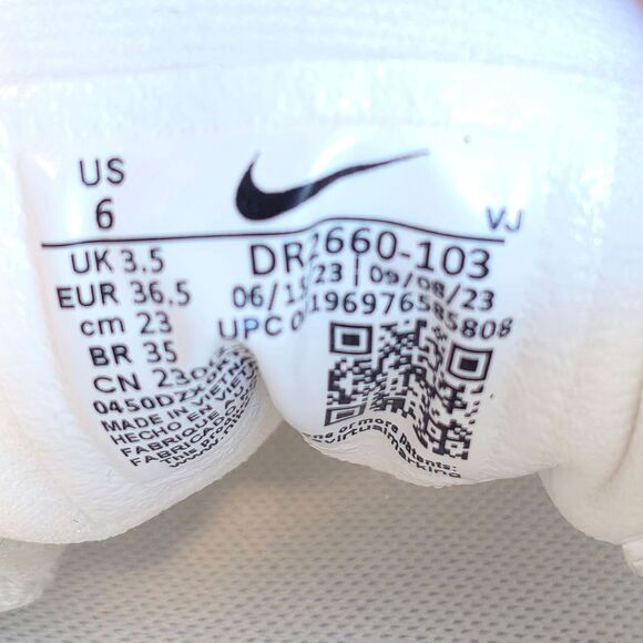 Nike ZoomX Invincible Run Flyknit 3 Running Shoes White Photon Dust Women's 6 - Picture 7 of 7